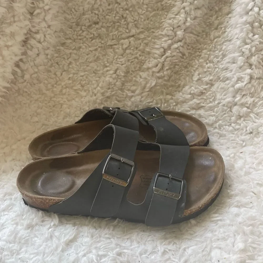 FITORY Men’s Leather insole Sandals with two buckles open toe slides SandalsSZ8